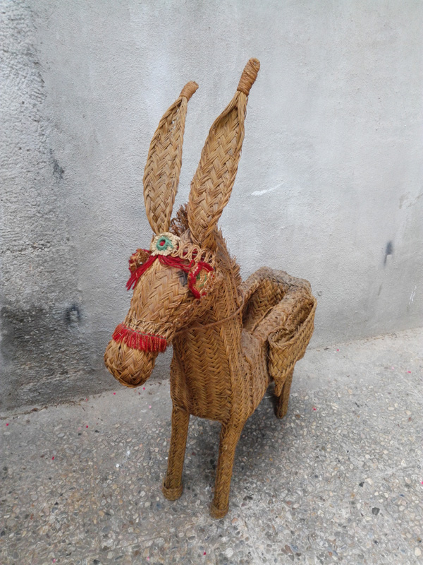 burro objeto deco porta maceta esparto